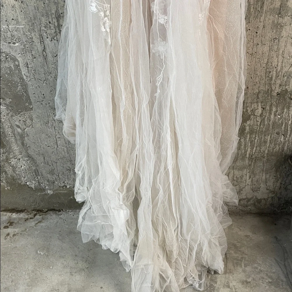 PRONOVIAS Women's Rhapsody Bridal Dress Size 12 In Off White - Picture 8 of 11